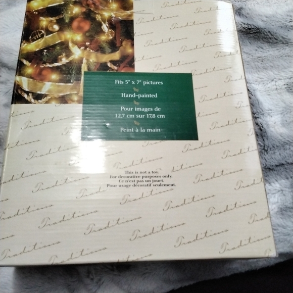 NIB Traditions Holiday Frame Of Santa Checking His List  Size 5×7  $22 - Picture 5 of 5